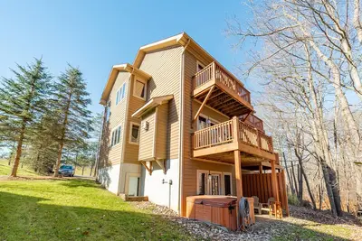 Image de Heaven Can't Wait: Dogs Ok, Walk to Ski Area, Hot Tub, Fireplace!