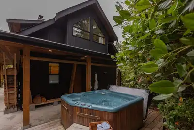 Image de Beach I Hot Tub/Cold Plunge/Od Shower I Wood Fireplace