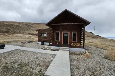 Image de Reboot, Recover, Recreate…Centrally located 20 acre Mill Creek getaway cabin!