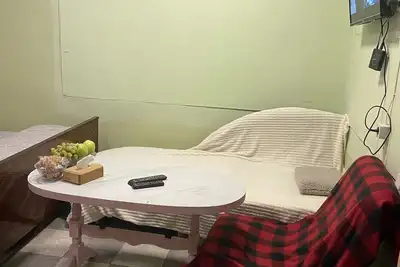 Image de 24-hour service \nArriving any time\nPets allowed \nPrivate entrance and bathroom.