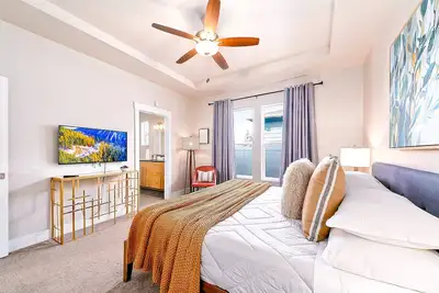 Image de Gorgeous & Secluded 3br 2ba Getaway by The Village