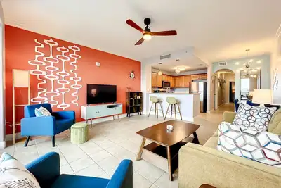 Image de Amazing Lake View! King Bed! Free Parking! Retro Style Near Disney!
