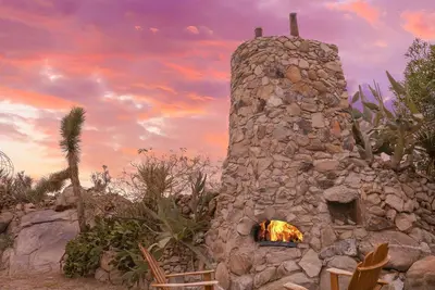 Image de Joshua Tree, National Park Entrance, Views, Cowboy Tub, Cold Plunge, Fire Pit