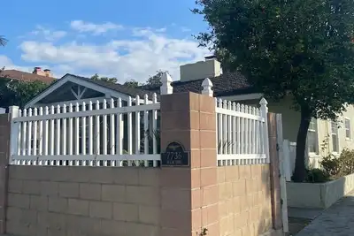 Image de Cozy home in Huntington Beach minutes to Bella Terra. Pet-Friendly!
