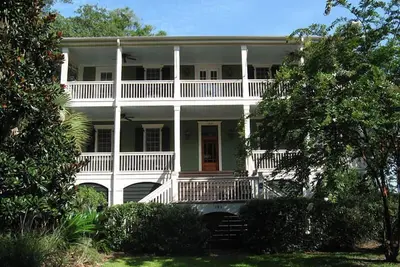 Image de 108 Davis Love Drive - New to Vrbo! Resort Access Included!