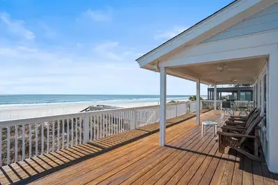 Image de 446 Tarpon Blvd - New to Vrbo! Resort Access Included!