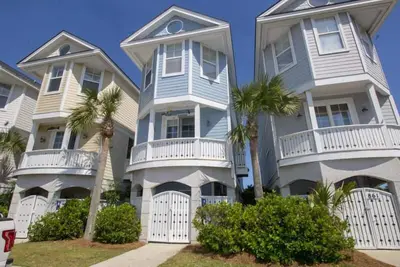Image de 863 Bonito Road - New to Vrbo! Resort Access Included!