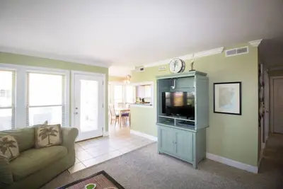 Image de 126 Capt John Fripp Villa - New to Vrbo! Resort Access Included!