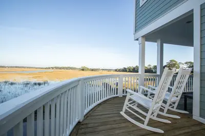 Image de 867 Bonito Road - Best Views on Fripp Island! Resort Access Included! Golf Cart Included!