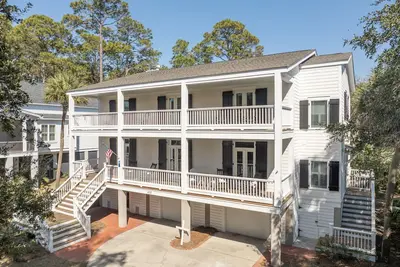 Image de 813 Bonito Road - New to Vrbo! Resort Access Included! Golf Cart Included!