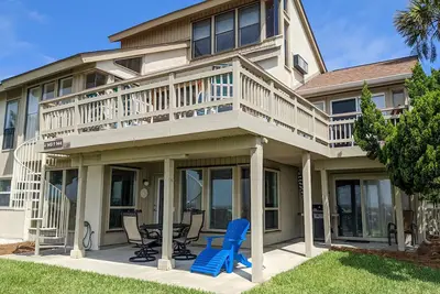 Image de 143 Capt John Fripp Villa - New to Vrbo! Resort Access Included!