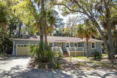 Image de 266 Tarpon Blvd, Crab Cottage - New to Vrbo! Resort Access Included!