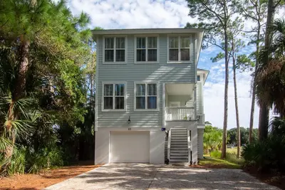 Image de 83 Ocean Creek Blvd - New to Vrbo! Resort Access Included! Golf Cart Included!