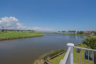 Image de 4 Fairway Club Drive - New to Vrbo! Resort Access Included!
