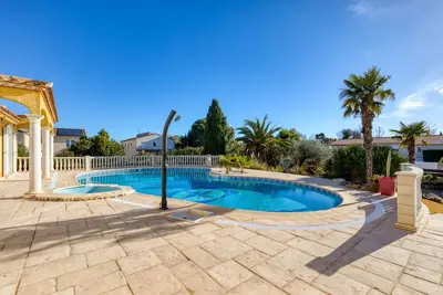 Image de Appartement de vacances \"La Madrague St Vincent A\" avec piscine partagée, terrasse partagée et Wi-Fi
