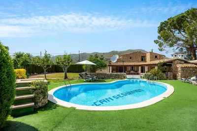 Image de Villa \"La Fortaleza\" avec vue sur les montagnes, piscine privée et Wi-Fi