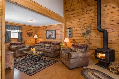 Image de Three-Bedroom Wilderness Cabin near Smuggler's Notch