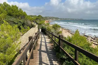 Image de Tranquilo, Espacioso, Piscina, Parking, 2 Baños. Ideal Familias y Mascotas!