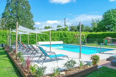 Image de La Charronnière: Exclusive rental