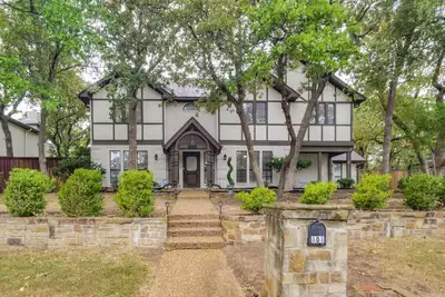 Image de Trophy Haven Retreat - 4 Br - 3 Ba -Pool
