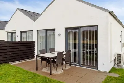 \"Helemine\" - 400m from the sea by Interhome