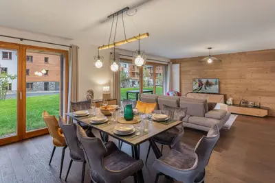 Image de Appartement moderne avec 3 chambres, terrasse, garage et services inclus à Megève