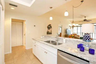 Image de Beautiful Updated Furnished 2/2 Condo In Wild Pines Bonita Bay, Bonita Springs