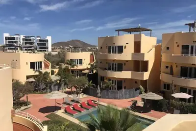 Image de 9b Ocean View Rooftop, Pool Cerritos Beach\n