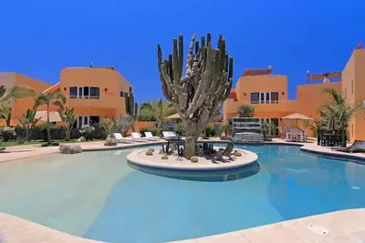 Image de 4ap Luxury 1 Bedroom 2 Bath Condo Pool Cerritos\n