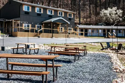 Grey Pine Lodge | King Classic Ada Accessible | Pet-Friendly! | Best Location & Amenities!