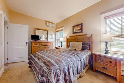 Image de Ground-floor apartment with pool, hot tub, tennis & gym access - near skiing