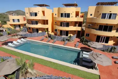 Image de 1b Unique 2 Bedroom Cerritos Beach Condo