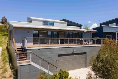 Image de Alpine Freedom with a large sun-drenched balcony
