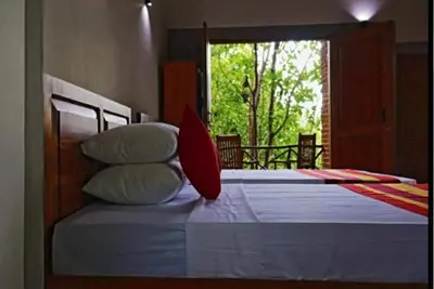 Double Room with Balcony - The Hideout Kurunegala\n\n