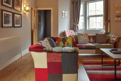Image de A beautiful and spacious property less than a mile from Southport’s main promenade.