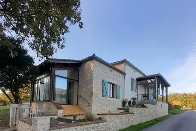 Image de Maison de campagne aux portes du Périgord.