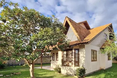 Image de Linda Casa Ampla, Arejada Ă Passos da Praia