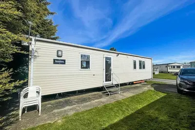 Image de Lovely 6 berth caravan at Southview Holiday Park ref 33002b
