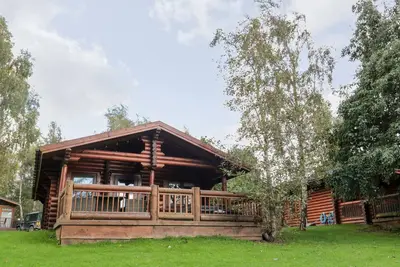10 Water'S Edge, pet friendly, country holiday cottage in Felton
