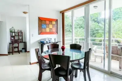 Image de Nice apartment walking distance to the beach\n