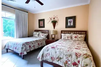 Image de Pacific Sun Condominiums\n