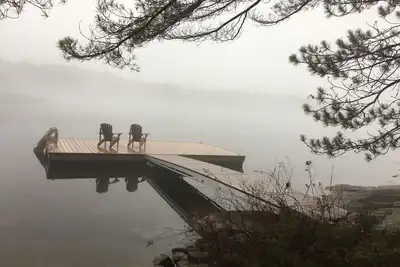 Image de Lake Front Muskoka Family 6 Bedrooms Cottage, One Hour and a Half from Toronto