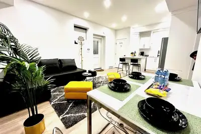 Image de Luxurious, Modern & Stylish 2 Bedroom Suite, Near Vancouver, Pet Friendly