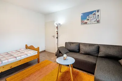 Image de Appartement \"Wasserturmblick\" avec vue sur les montagnes, terrasse privée et Wi-Fi
