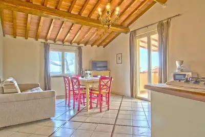 Image de Agréable appartement pour 4 personnes avec Wifi, piscine, climatisation, Tv, terrasse et parking