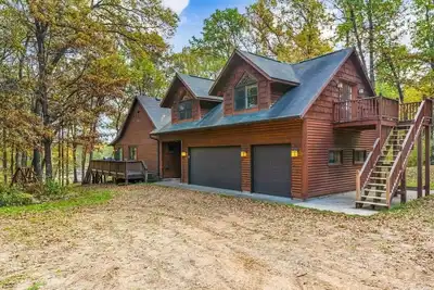 Image de Secluded Lakefront Cabin|Private Dock