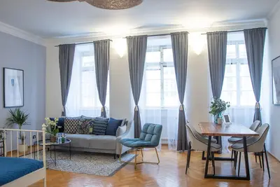 Image de Best Location & Price - Historic Square Residency