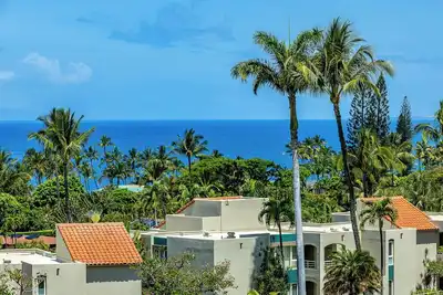 Image de New Listing! Palms at Wailea 1501! Ground floor with Ocean views!