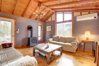 Image de Weston Vacation Rental - Close to Ski Resorts!