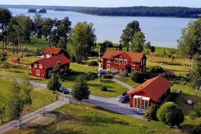 Image de Dream vacation by the lake on a manor in Sörmland